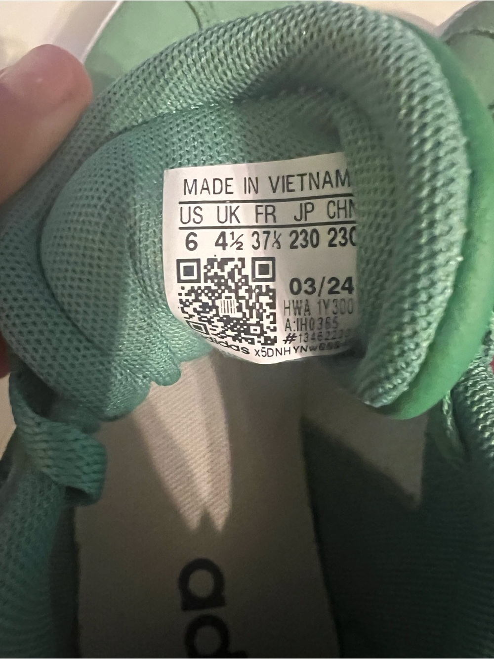 adidas Women's Green Suede Sneakers with Pink Stripes - Only worn twice! - Picture 5 of 5